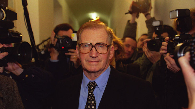 Cựu Thủ tướng Tiệp Khắc Lubomir Strougal qua đời ở tuổi 98 ảnh 1