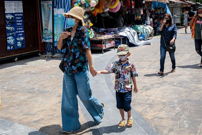 Nội các Thái Lan nhất trí kéo dài tình trạng khẩn cấp đến cuối tháng 6 ảnh 1