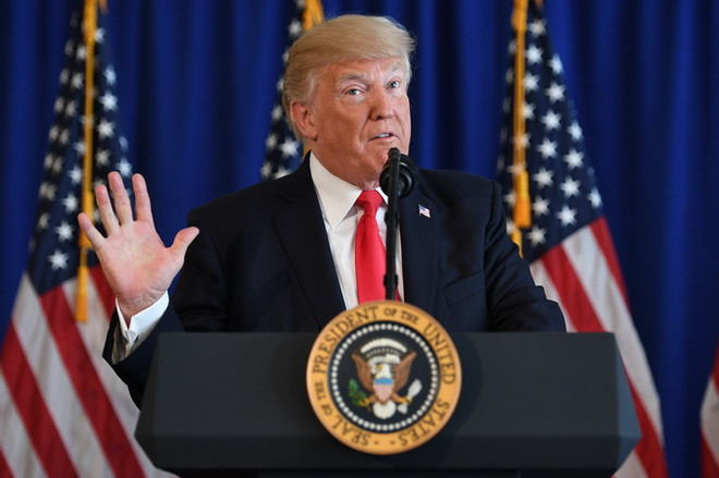 Tổng thống Mỹ Donald Trump lên án chủ nghĩa phátxít mới ảnh 1