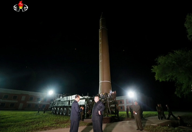 Chuyên gia: Tên lửa Triều Tiên đặt liên minh Hàn-Mỹ trước mối lo mới ảnh 1