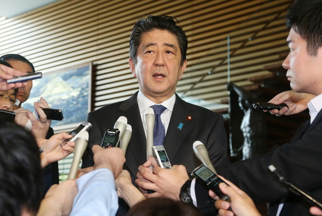Tỷ lệ ủng hộ sụt giảm, Thủ tướng Nhật Bản cải tổ nội các ảnh 1
