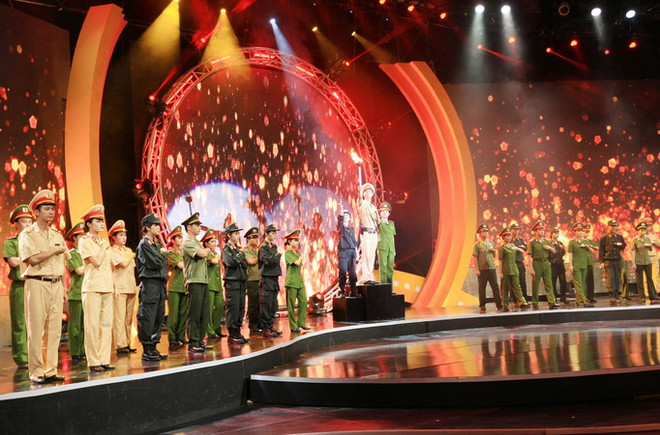 Điều kiện nâng lương sỹ quan công an nhân dân trước khi nghỉ hưu ảnh 1