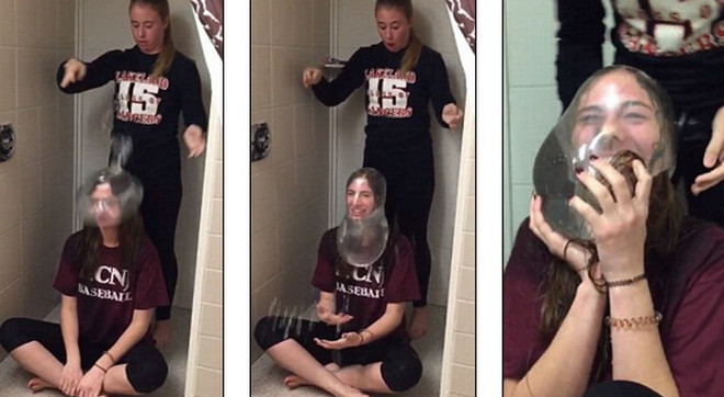 Giới trẻ lại phát sốt với trào lưu đội bao cao su lên đầu ảnh 4