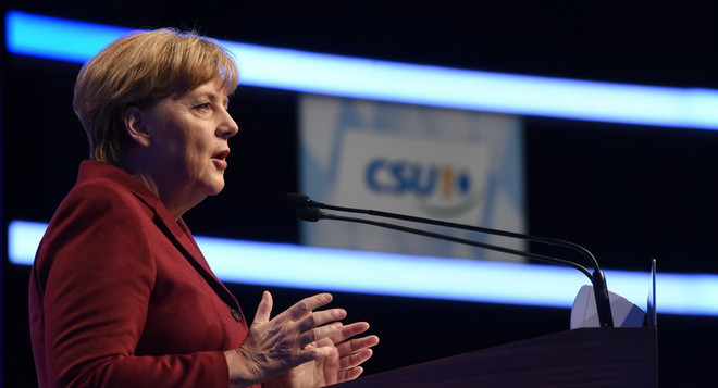 Thủ tướng Đức Merkel đang mất dần sự ủng hộ của cử tri ảnh 1