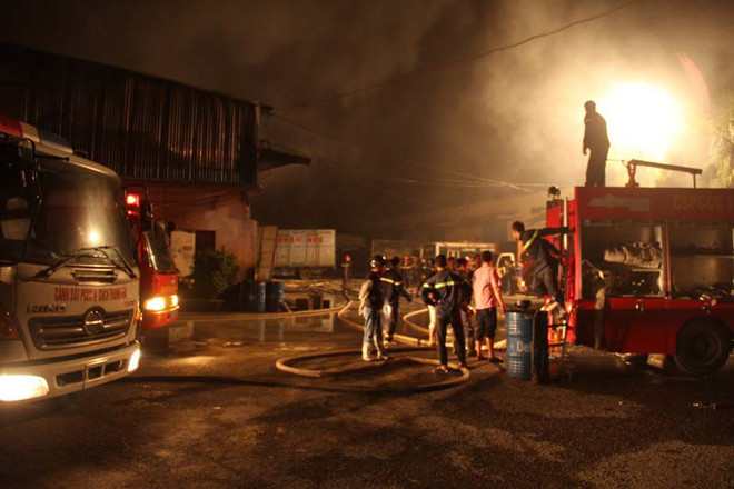 TP.HCM: Đã tìm thấy nạn nhân mất tích trong vụ cháy kiốt ở quận 8 ảnh 1