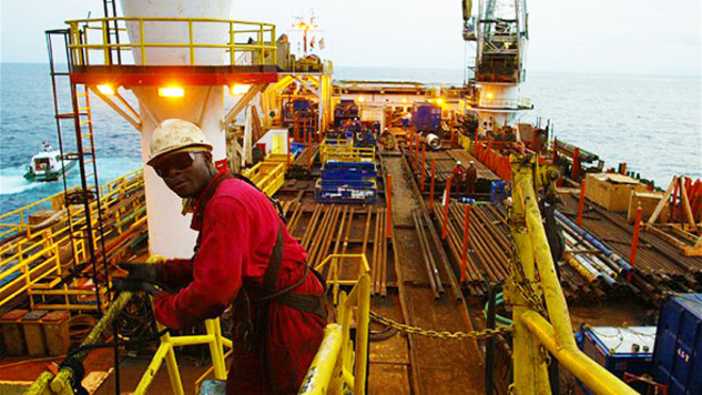 Algeria tăng công suất khai thác dầu khí để bù đắp doanh thu ảnh 1