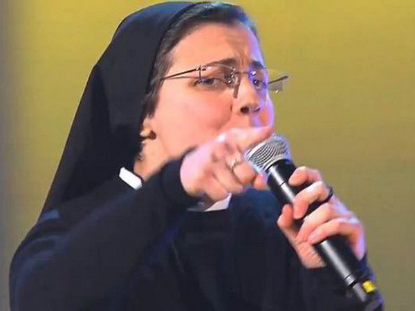 Vị nữ tu thi The Voice nổi tiếng nhanh hơn cả Psy ảnh 1