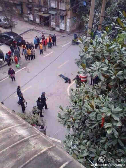 Chùm ảnh hiện trường vụ chém giết ở Trung Quốc ảnh 2