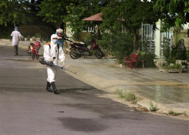 Quảng Trị: Dịch vụ không thiết yếu hoạt động trở lại từ 10/9 ảnh 1