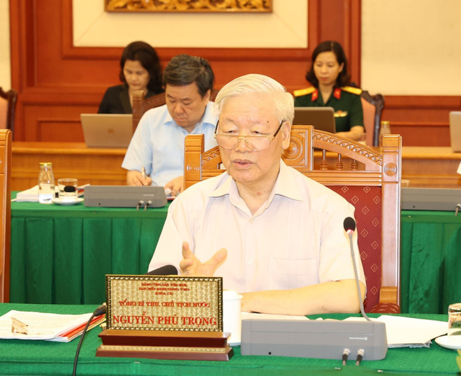 Tập thể Bộ Chính trị làm việc với Thường vụ Quân ủy Trung ương ảnh 2