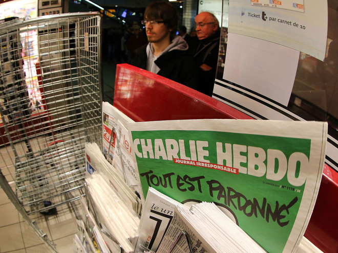 Tạp chí Charlie Hebdo lại đăng các bức biếm họa nhà tiên tri Mohamed ảnh 1