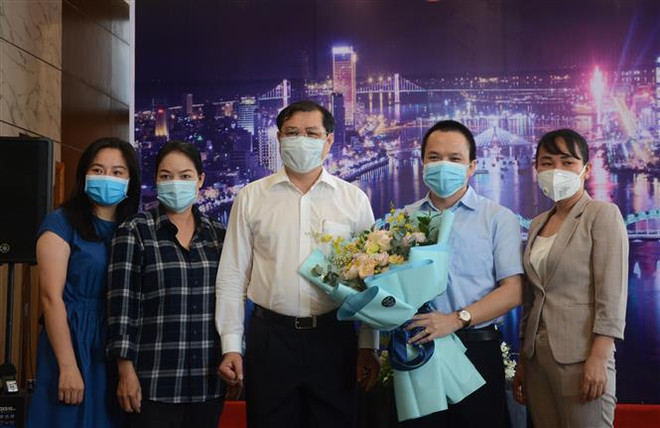 Đà Nẵng chia tay các đoàn y, bác sỹ cuối cùng hỗ trợ phòng chống dịch ảnh 2
