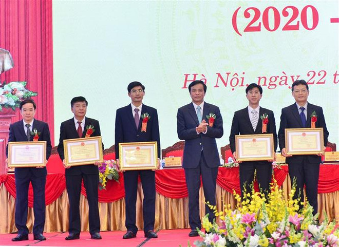 Chủ tịch Quốc hội dự Đại hội thi đua yêu nước Văn phòng Quốc hội ảnh 2