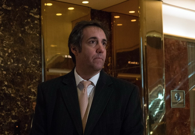 Ông Trump chỉ trích hành động của cựu luật sư riêng là "phi pháp" ảnh 1