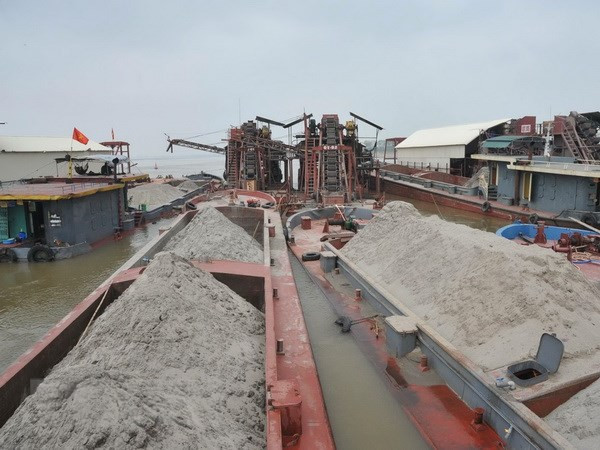 Hà Nội: Xử lý nghiêm các trường hợp khai thác cát trái phép, sai phép ảnh 1