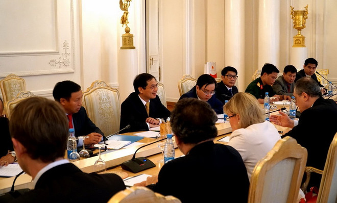 Việt Nam và Nga quyết tâm thúc đẩy hợp tác toàn diện năng động ảnh 2