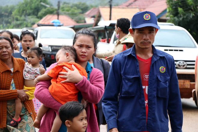 Hàng trăm người dân mắc kẹt đã được giải cứu sau vụ vỡ đập ở Lào ảnh 4