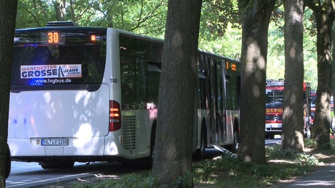 Tấn công bằng dao tại Đức, ít nhất 14 người bị thương ảnh 1