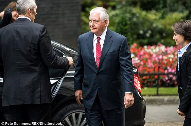 Ngoại trưởng Mỹ thăm Anh thảo luận về Triều Tiên, Iran và Libya ảnh 1