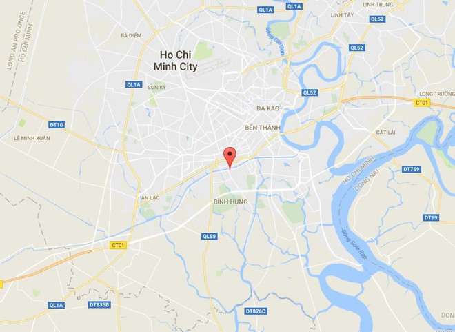 Giải cứu 7 người ra khỏi căn nhà bị cháy vào lúc rạng sáng ảnh 1