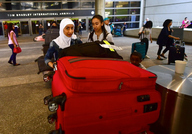 Danh sách các nước bị hạn chế tới Mỹ có thể sẽ dài hơn ảnh 1