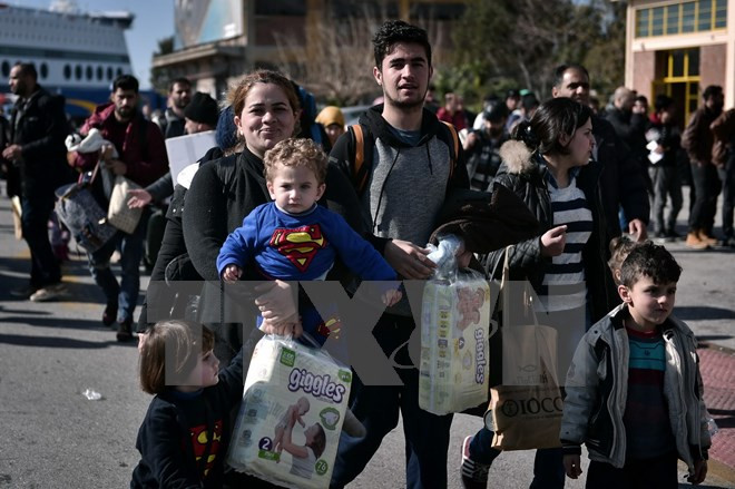 Hơn 18.000 người tị nạn tại Hy Lạp được phân bổ tới châu Âu ảnh 1