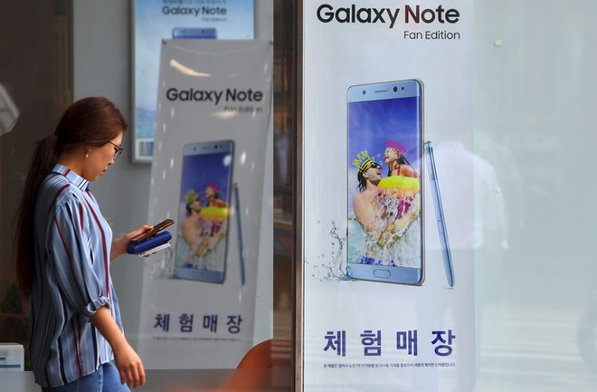 Samsung giữ vững "ngôi vương" trên thị trường điện thoại thông minh ảnh 1