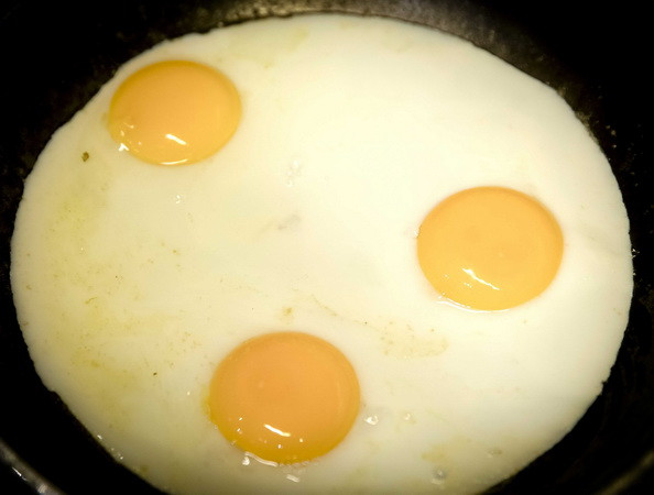 "Trứng bẩn" nhiễm chất Fipronil đã xuất hiện tại 40 quốc gia ảnh 1