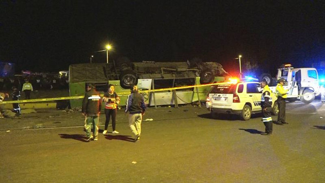 Tai nạn xe buýt trên đường cao tốc, hơn 40 người thương vong ảnh 1