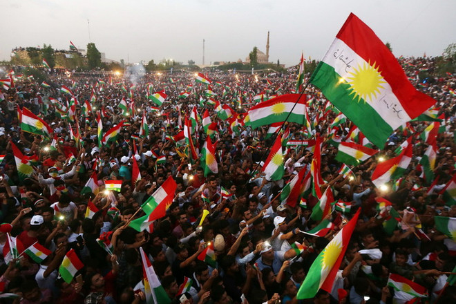 Iraq kêu gọi các khách hàng dầu mỏ chỉ thực hiện giao dịch với Baghdad ảnh 1