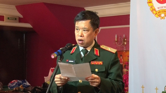 Thiếu tướng Trần Minh Sơn, Trưởng Cơ quan Tùy viên Quốc phòng Việt Nam tại LB Nga phát biểu tại buổi lễ. (Ảnh: Dương Trí/TTXVN) Kỷ niệm 43 năm ngày thống nhất đất nước tại Chile và Nga ảnh 4