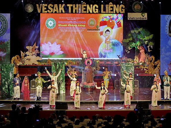 Khoảng 10.000 phật tử sẽ tham dự Đại lễ Vesak 2014 ảnh 1