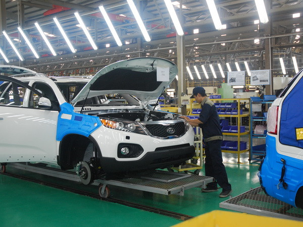 Dây chuyền sản xuất Sorento. (Ảnh: Sỹ Dũng/Vietnam+) Thaco đầu tư hơn 1.000 tỷ đồng cho sản xuất kinh doanh ảnh 1