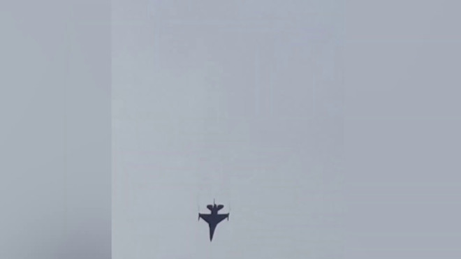 Máy bay chiến đấu của F-16 của không quân Pakistan rơi tại thủ đô ảnh 1