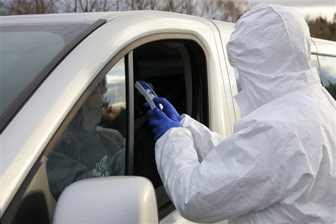 Nhiều nước châu Âu thông báo kế hoạch đóng cửa biên giới vì COVID-19 ảnh 1