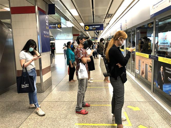 Tình hình dịch COVID-19: Indonesia có ca tử vong đầu tiên ảnh 2