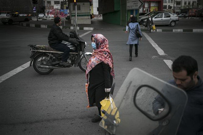 Iran ghi nhận số ca tử vong vì COVID-19 cao nhất trong một ngày ảnh 1