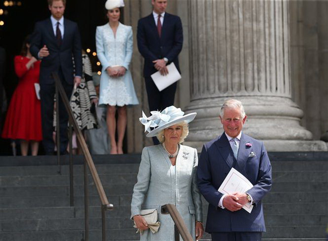 Thái tử Charles ngừng cách ly sau 7 ngày dương tính với SARS-CoV-2 ảnh 1