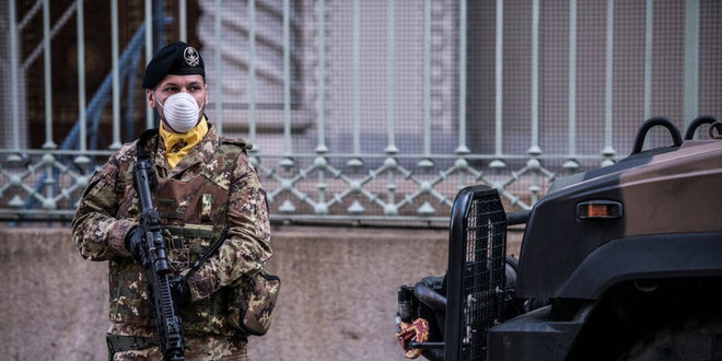 Italy huy động quân đội giám sát việc thực hiện Sắc lệnh phong tỏa ảnh 1