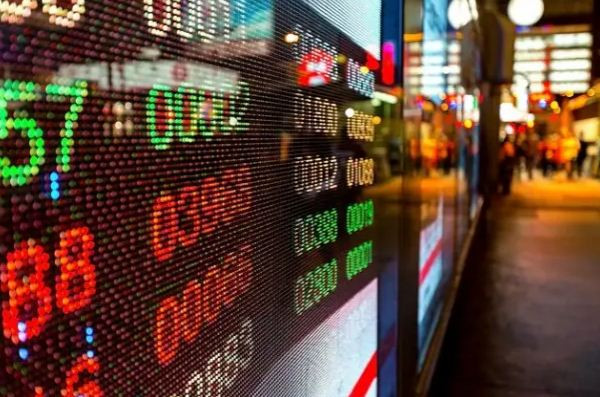 Chứng khoán vùng Vịnh giảm mạnh do lo ngại về dịch COVID-19 ảnh 1