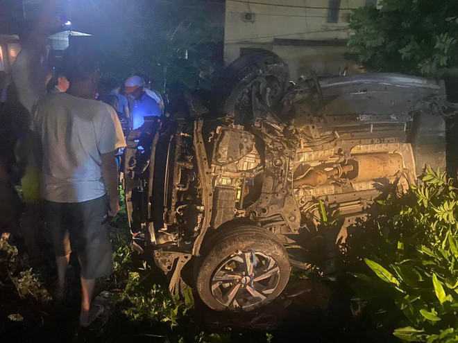 Tàu hỏa va chạm với xe 7 chỗ tại Hải Phòng: 9 người bị thương ảnh 1