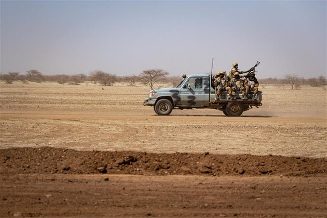 Bộ Ngoại giao Pháp tuyên bố đình chỉ viện trợ cho Burkina Faso ảnh 1