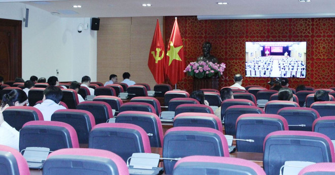 Tăng cường giáo dục truyền thống cho cán bộ, đảng viên Đảng ủy Khối ảnh 1