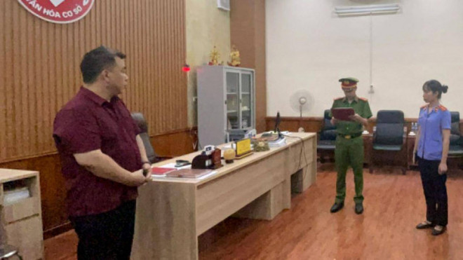 Bắt tạm giam Giám đốc Trung tâm Văn hóa-Điện ảnh tỉnh Hòa Bình ảnh 1