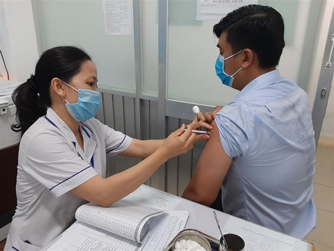 Long An: Phòng, chống dịch nhưng không lơ là phát triển kinh tế ảnh 2