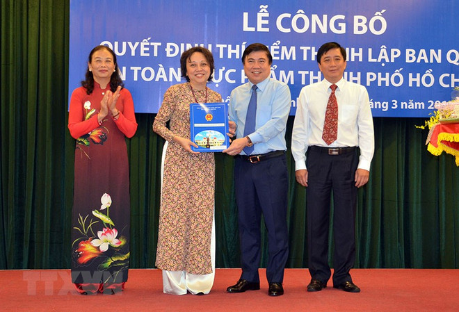 45 năm thành phố mang tên Bác: Không ngừng nâng cao đời sống nhân dân ảnh 2