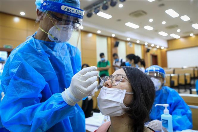 Quảng Ninh chi viện y, bác sỹ cho tâm dịch Thành phố Hồ Chí Minh ảnh 1