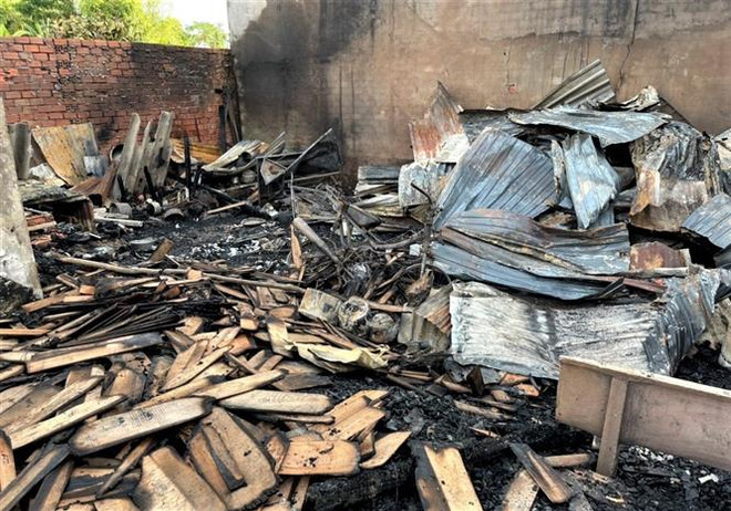 Cẩn trọng trong sử dụng thiết bị điện: Đừng để giặc lửa hoành hành ảnh 1