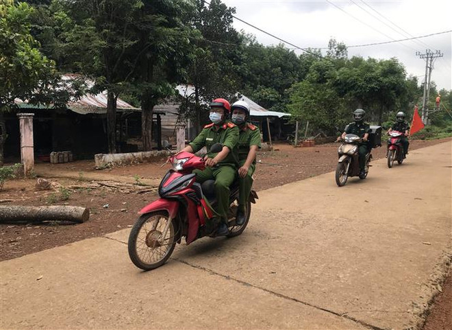 Tuyên truyền phòng, chống dịch COVID-19 cho người dân vùng biên giới ảnh 2