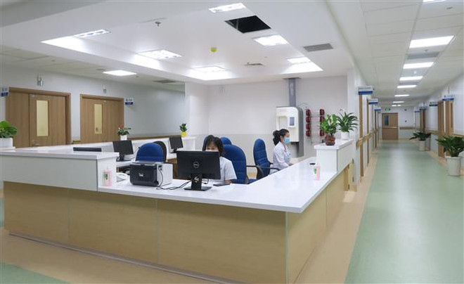 TP.HCM gấp rút đưa vào hoạt động Trung tâm Hồi sức COVID-19 ảnh 1